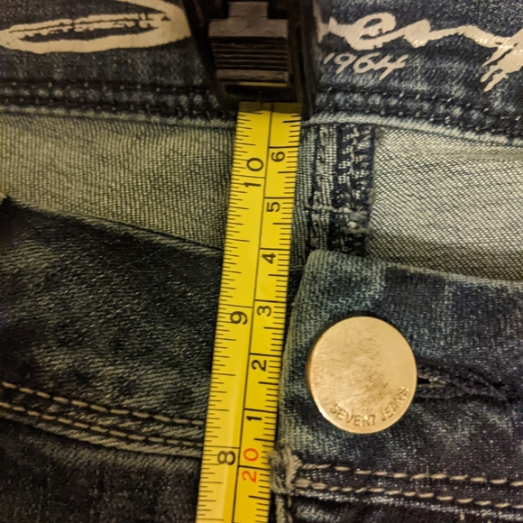 Seven7 Embroidered Jeans - Picture 9 of 11